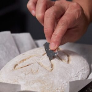 scoring sourdough