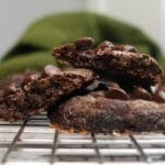 Keto 3 Ingredient Chocolate Chip Cookies